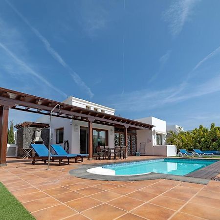 Villa Alegria Playa Blanca  Exterior photo