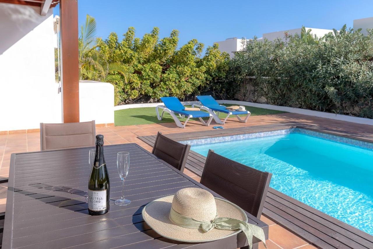 Villa Alegria Playa Blanca  Exterior photo