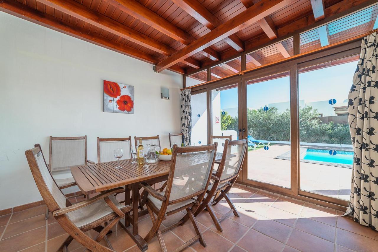 Villa Alegria Playa Blanca  Exterior photo