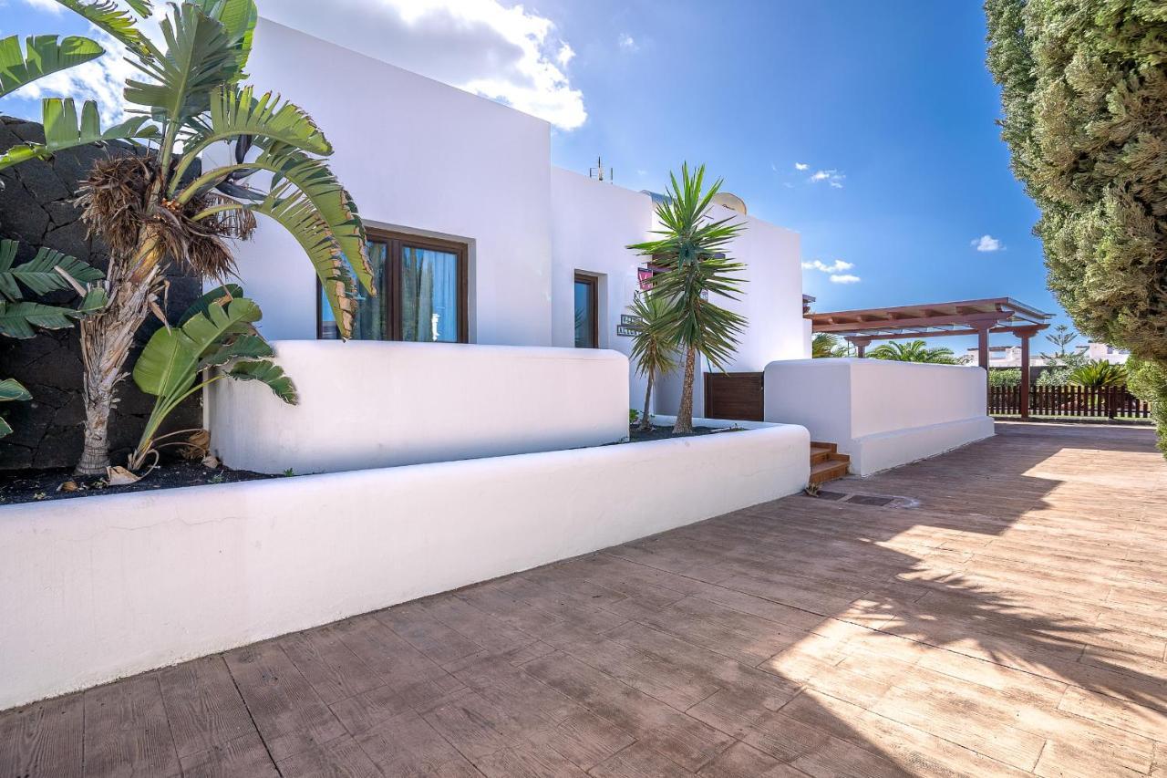 Villa Alegria Playa Blanca  Exterior photo